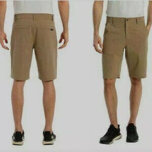 Men GERRY Outdoor Hiking Oak Micro Vent Shorts Size: 38 NWT